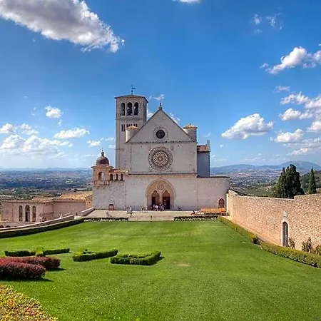 Alba Dei Due 3* Nocera Umbra