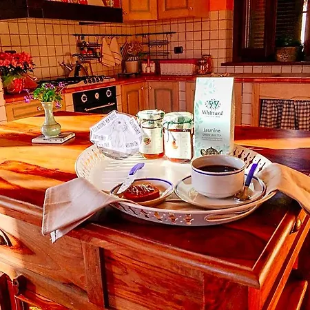 Alojamento de Acomodação e Pequeno-almoço Alba Dei Due 3*