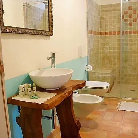 Alba Dei Due Bed and breakfast 3*