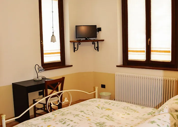 Alba Dei Due Bed & Breakfast
